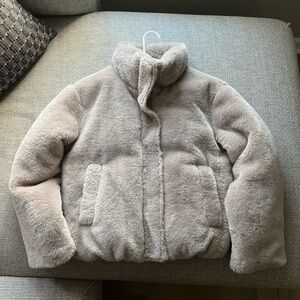 Abercrombie & Fitch Short Ultra Puffer